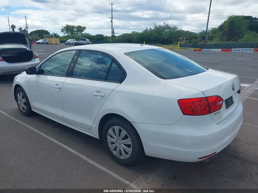 2013 Volkswagen Jetta 2.0L S 3VW2K7AJ0DM384879 — фото 3
