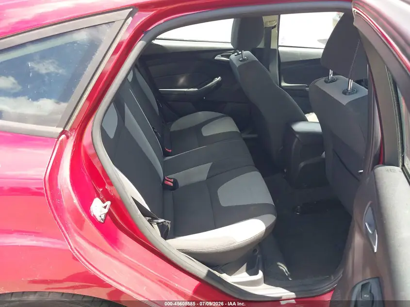 2012 Ford Focus SE 1FAHP3K26CL467690 — фото 8
