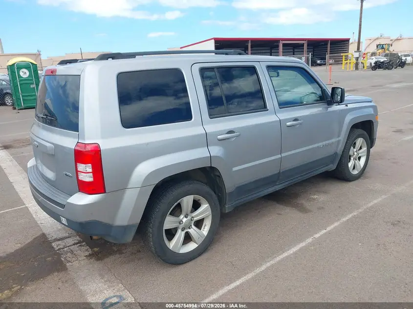 2016 Jeep Patriot Latitude 1C4NJPFA6GD633357 — фото 4