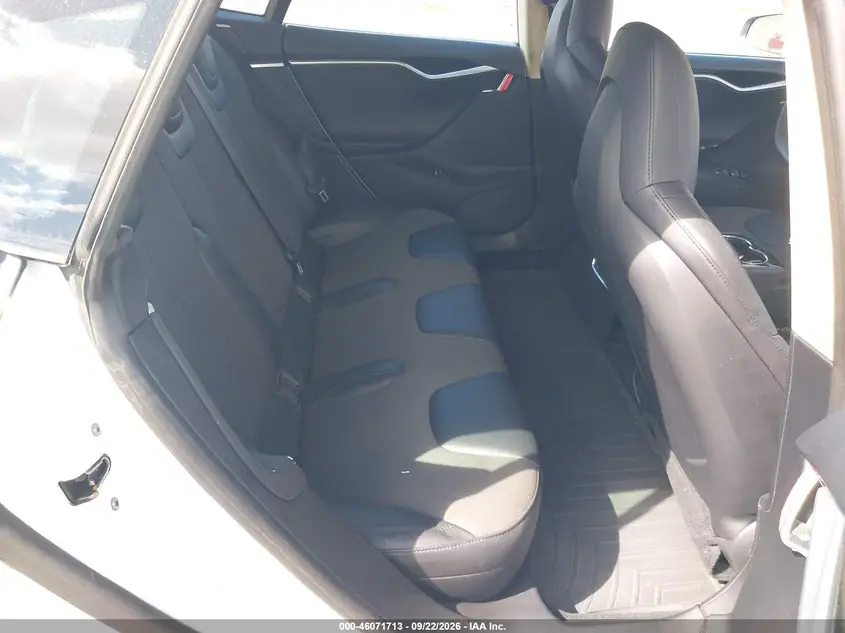 2013 Tesla Model S 5YJSA1AC7DFP11187 — фото 8