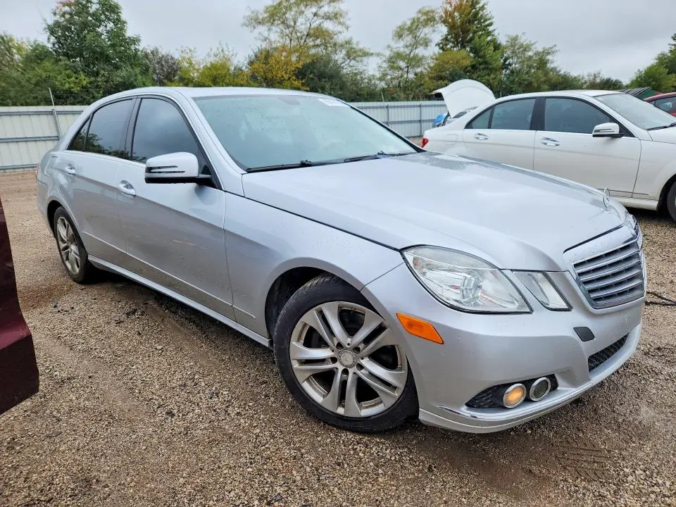 2010 Mercedes-Benz E-Class 350 4MATIC WDDHF8HB4AA246427 — фото 4