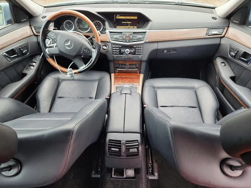 2010 Mercedes-Benz E-Class 350 4MATIC WDDHF8HB4AA246427 — фото 8