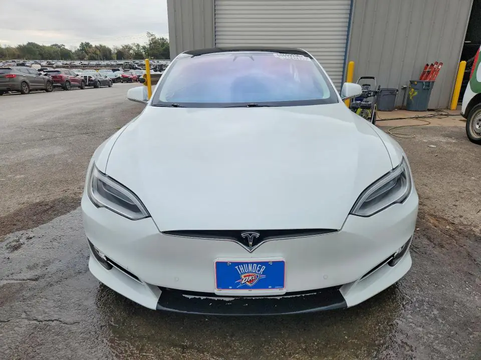 2017 Tesla Model S 5YJSA1E11HF225960 — фото 5