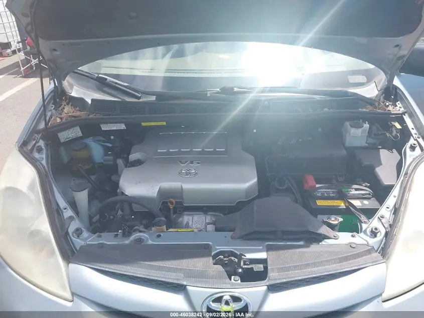 2008 Toyota Sienna LE 5TDZK23C98S176718 — фото 10